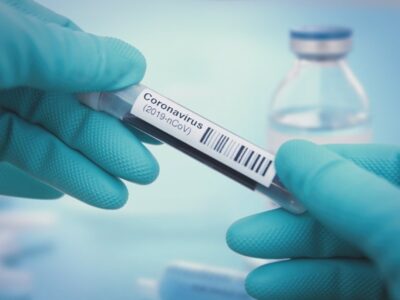 OMS insta a acelerar el acceso equitativo a las vacunas y tratamientos del coronavirus