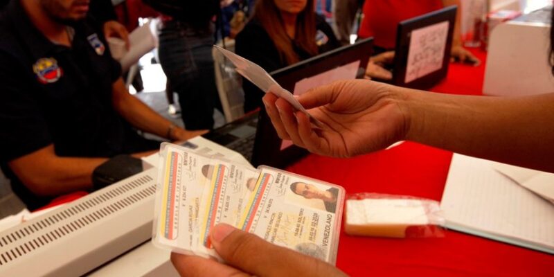 Saime reinició las jornadas de cedulación de menores