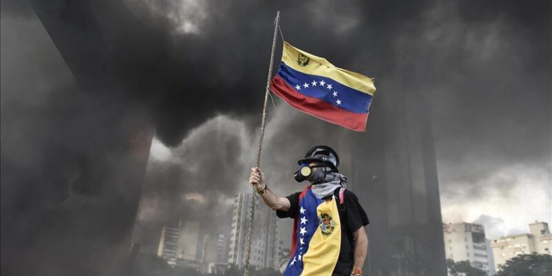 OVCS: Venezolanos protestan por una vida digna