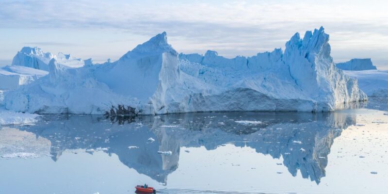 El iceberg más grande del mundo se separó de la Antártida