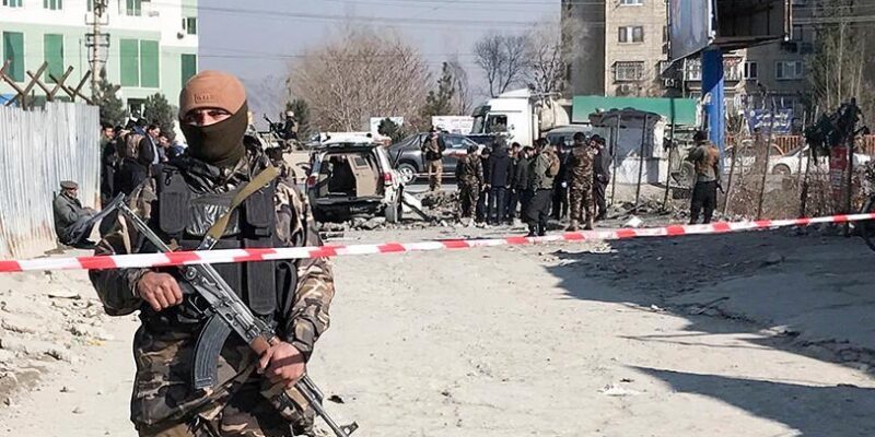 DOBLE LLAVE - Atentado en Afganistán deja al menos 24 muertos y 110 heridos