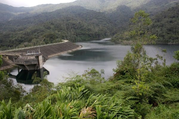 Falta de mantenimiento de represas causa turbidez del agua en Lara