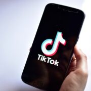 TikTok alcanzó los 1.000 millones de usuarios activos mensuales