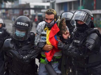 UE desaprueba la violencia contra los manifestantes en Colombia