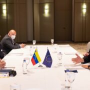 UE expresa apoyo a diálogo político en Venezuela con la oposición
