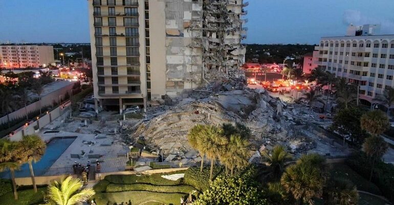 Derrumbe en Miami dejó al menos 4 fallecidos y 159 desaparecidos