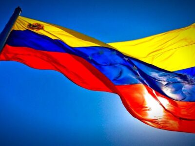 Doble Llave - Venezuela conmemoró 210 años de la firma del Acta de Independencia