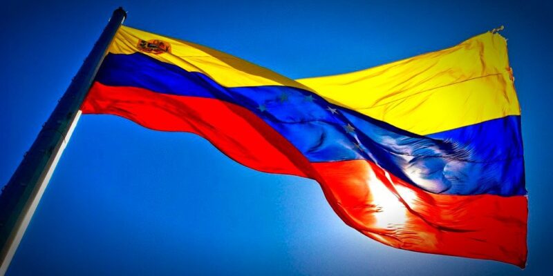 Doble Llave - Venezuela conmemoró 210 años de la firma del Acta de Independencia