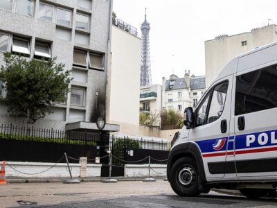 Embajada de Cuba en París fue atacada con cócteles molotov