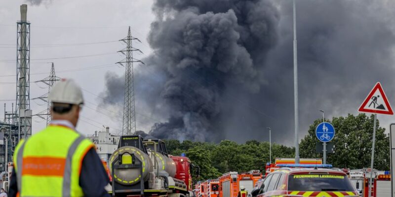 Explosión en planta química dejó 12 heridos en Alemania