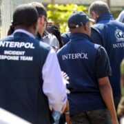 Interpol arrestó a 286 supuestos traficantes de migrantes
