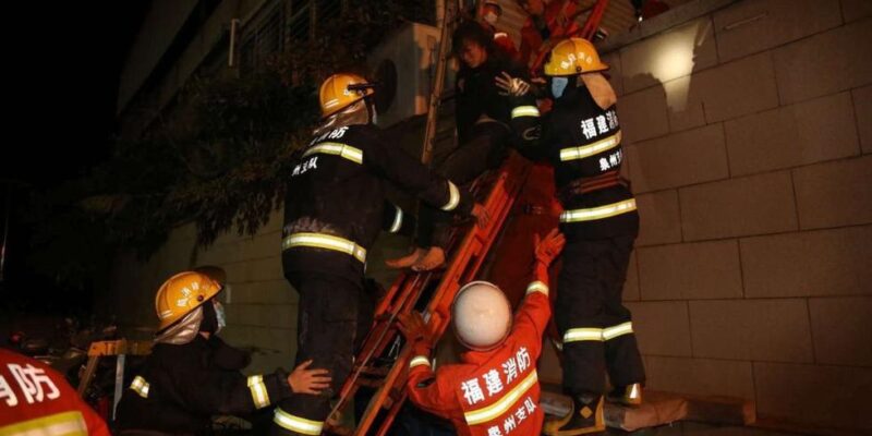 Hotel en China se desplomó y se reportan al menos 8 fallecidos
