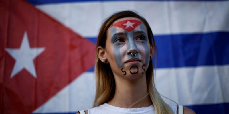 UE condenó la detención de opositores y periodistas en Cuba