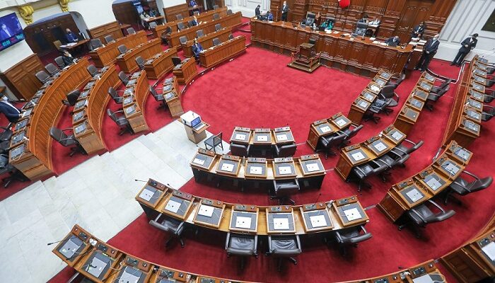 Un total de siete partidos peruanos pidió prorrogar la actual legislatura