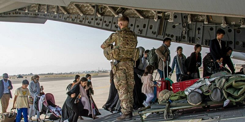 Advirtieron que la amenaza terrorista contra el aeropuerto de Kabul es real