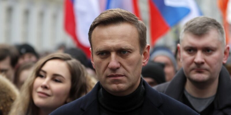 Anuncian nueva acusación penal contra el opositor ruso Alexei Navalny