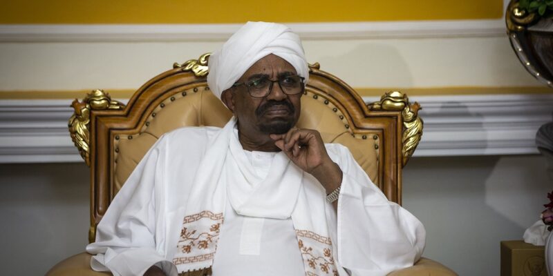 Sudán entregará al expresidente Omar al Bashir a la CPI