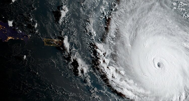 DOBLE LLAVE - Ciclón Nicholas se acerca a Texas y el noroeste de México