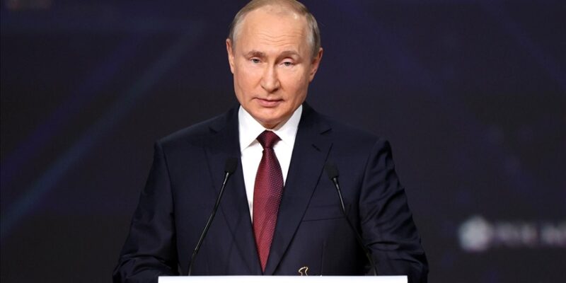 DOBLE LLAVE - Putin defendió la victoria de su partido ante las denuncias de fraude