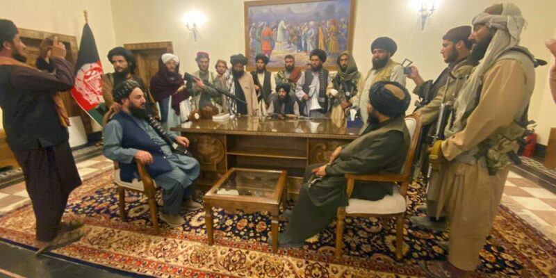 Talibanes agradecen la millonaria promesa de asistencia para Afganistán