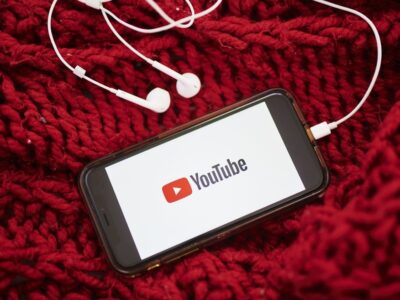 DOBLE LLAVE - YouTube alcanzó los 50 millones de suscriptores para Music y Premium