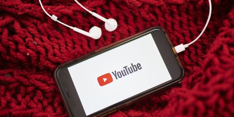 DOBLE LLAVE - YouTube alcanzó los 50 millones de suscriptores para Music y Premium