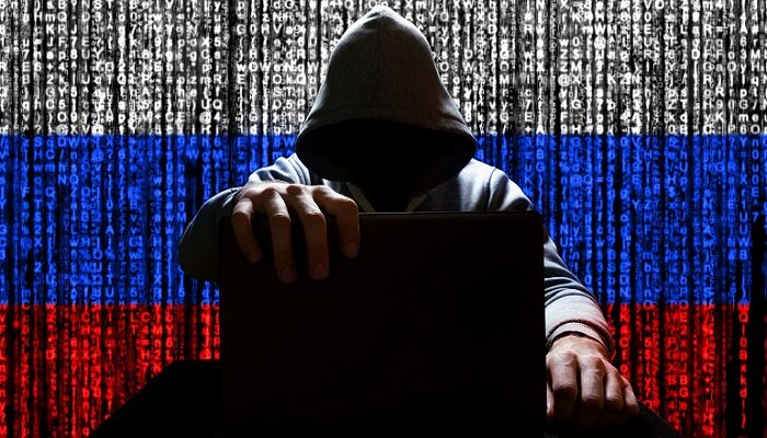DOBLE LLAVE - El Kremlin acogió “positivamente” extradición por parte de EE.UU. de un hacker ruso