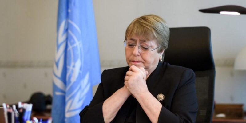 Bachelet exhortó a Putin a cesar los ataques contra Ucrania