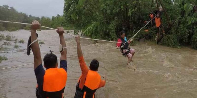 DOBLE LLAVE - Tormenta tropical en Filipinas deja al menos 9 muertos