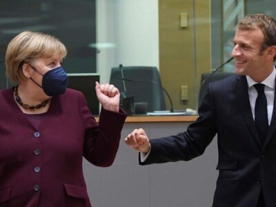 DOBLE LLAVE - Angela Merkel recibirá condecoración de Francia en visita de despedida