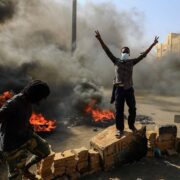 Calles trancadas y sin acceso a Internet tras golpe de Estado en Sudán