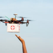 La India usa drones para entregar vacunas en zonas más remotas