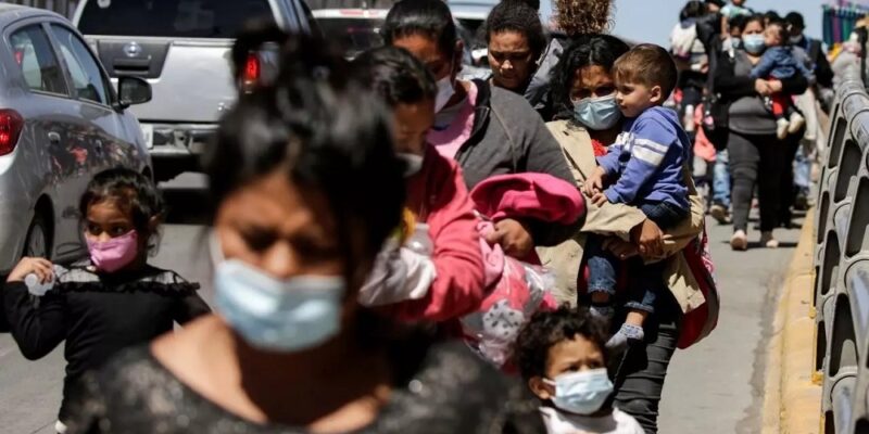 DOBLE LLAVE - OMS pidió a naciones del G20 vacunas accesibles para los refugiados