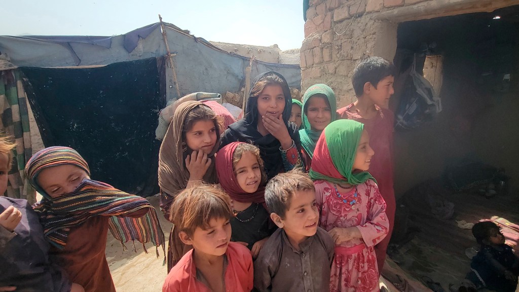 Unicef advierte de 3,2 millones niños en riesgo de desnutrición en Afganistán 