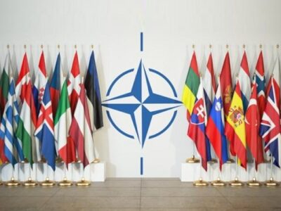 OTAN expulsó a ocho diplomáticos rusos por espionaje