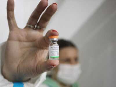 OMS advierte que vacunas anticovid chinas requieren tres dosis