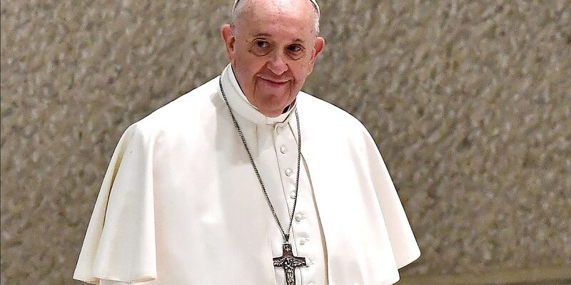 DOBLE LLAVE - El Papa Francisco pidió a los cristianos que no estén "apegados al pasado"