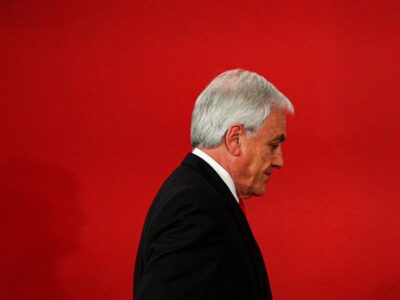 DOBLE LLAVE - Inhabilitan salida de Chile a Piñera tras juicio político
