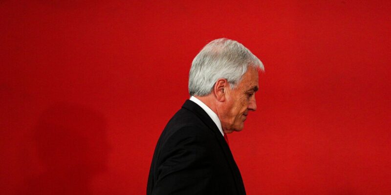 DOBLE LLAVE - Inhabilitan salida de Chile a Piñera tras juicio político
