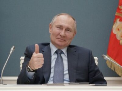 Putin recibió la vacuna nasal