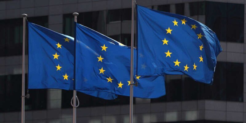 UE