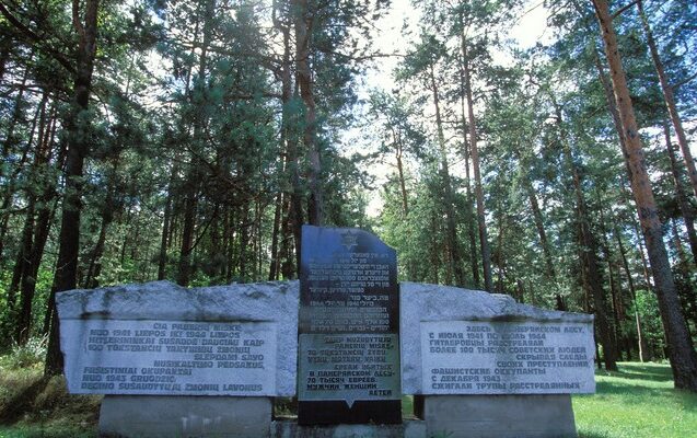 Lituania bosque de Paneriai