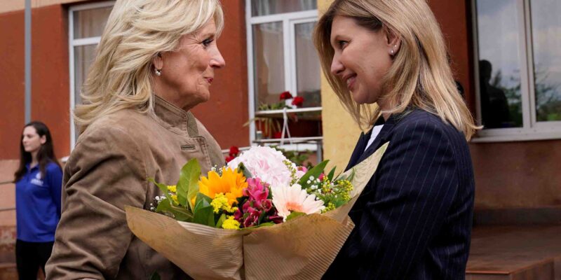 Jill Biden y Olena Zelanska