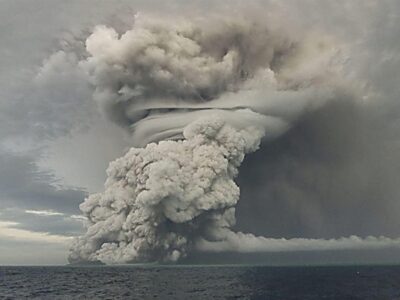 Tonga Erupción