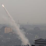 Israel Gaza cohete - DOBLE LLAVE