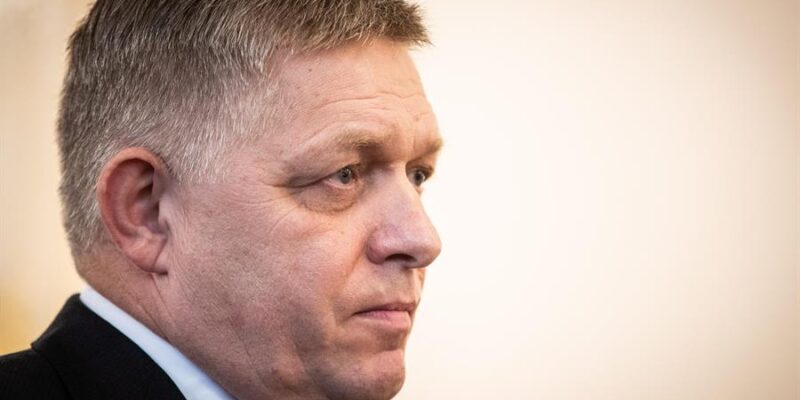 Robert Fico - Eslovaquia