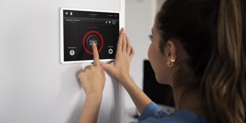 Imagen referencial -Peligro en puerta - ESET - Comstat R