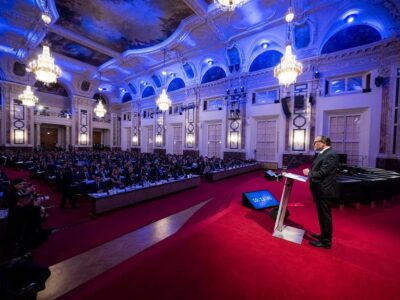 Conferencia - Austria