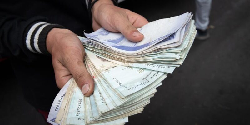 bolívares