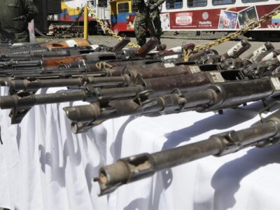 Incineración de armas incautadas